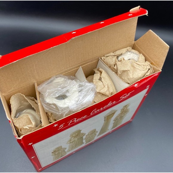 JC Penney Christmas 5pc Caroler Set Figurines Gold Accent NIB Holiday Decor - Picture 3 of 4